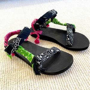 Arizona Love Teva Bandana Sandals